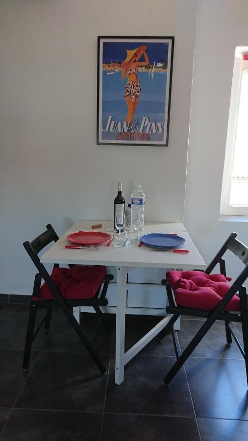 Au 23 Apartment Антиб Екстериор снимка